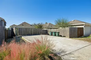 174 Friendship Oak Dr, San Marcos, TX 78666 - Photo 24