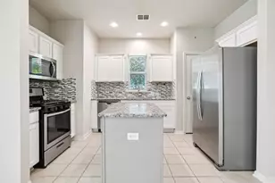 174 Friendship Oak Dr, San Marcos, TX 78666 - Photo 8