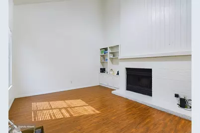 908 Poplar Street #201, Austin, TX 78705 - Photo 6