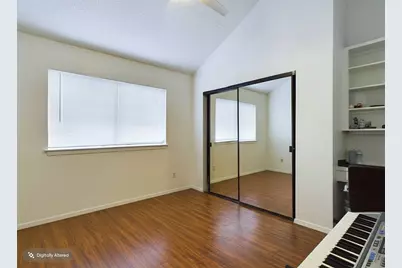 908 Poplar Street #201, Austin, TX 78705 - Photo 8