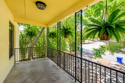 4001 Maplewood Avenue #B, Austin, TX 78722 - Photo 16