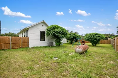 100 W Caskey Street, Florence, TX 76527 - Photo 34