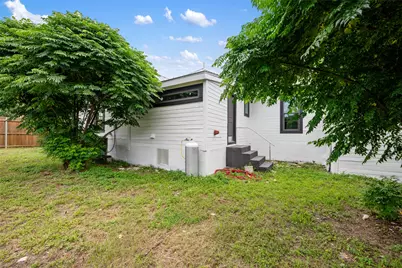 100 W Caskey Street, Florence, TX 76527 - Photo 32