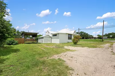 100 W Caskey Street, Florence, TX 76527 - Photo 6