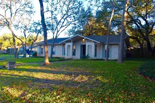 7101 Twisted Oaks Dr, Austin, TX 78745 - Photo 1