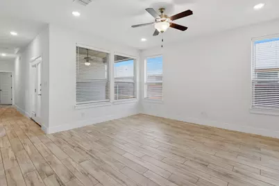 460 Parkline Drive #34B, Georgetown, TX 78626 - Photo 8