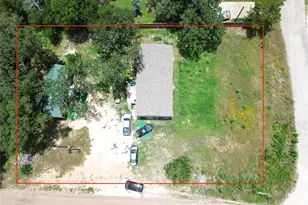 189 Indian Oak Dr, Bastrop, TX 78602 - Photo 2