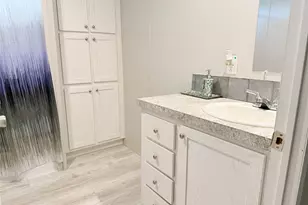 189 Indian Oak Dr, Bastrop, TX 78602 - Photo 20