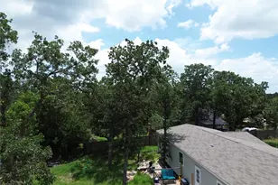 189 Indian Oak Dr, Bastrop, TX 78602 - Photo 4
