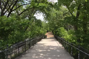 1900 Barton Springs Rd, Austin, TX 78704 - Photo 18