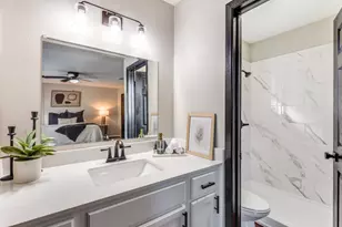 12901 Lamplight Village Ave, Austin, TX 78727 - Photo 16