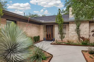 18 Sundown Pkwy, Austin, TX 78746 - Photo 4