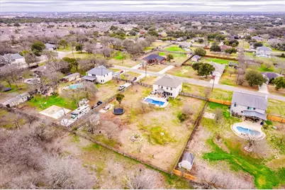 847 Bella Vista Circle, Kyle, TX 78640 - Photo 32