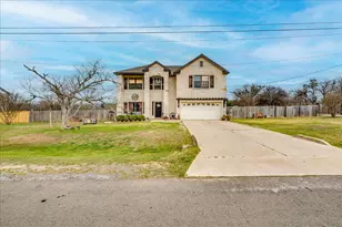 847 Bella Vista Cir, Kyle, TX 78640 - Photo 2