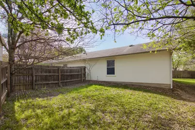 8804 Dittmar Oaks Drive, Austin, TX 78748 - Photo 24