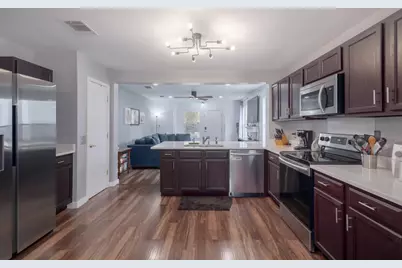 8804 Dittmar Oaks Drive, Austin, TX 78748 - Photo 10