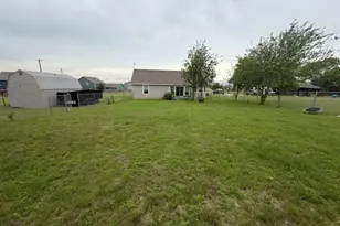 2131 County Rd 314, Jarrell, TX 76537 - Photo 26