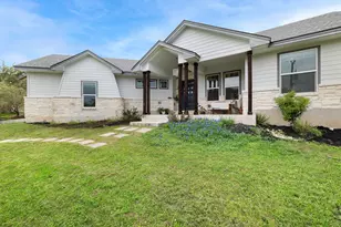 706 Stow Dr, Spicewood, TX 78669 - Photo 4