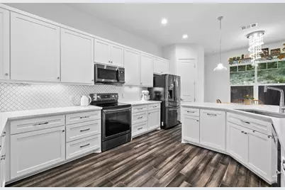 706 Stow Drive, Spicewood, TX 78669 - Photo 16