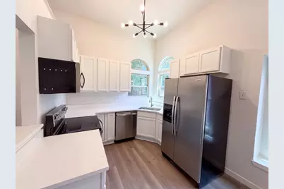 605 Hawthorne Lane, Round Rock, TX 78664 - Photo 2