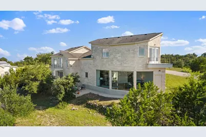 360 Stacey Ann Cove, Dripping Springs, TX 78620 - Photo 2