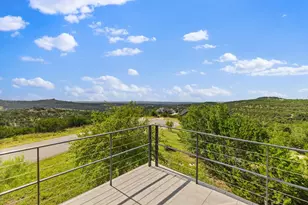 360 Stacey Ann Cove, Dripping Springs, TX 78620 - Photo 34