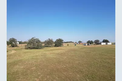 439 Arrow Lane, Luling, TX 78648 - Photo 8