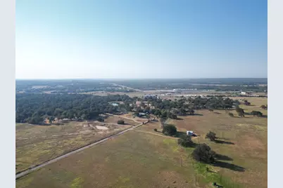 439 Arrow Lane, Luling, TX 78648 - Photo 12