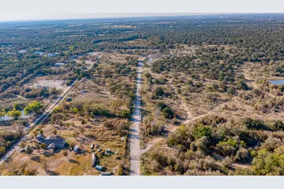 9202 Lockwood Springs Road, Manor, TX 78653 - Photo 4