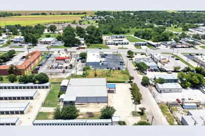 200 Commercial Drive, Taylor, TX 76574 - Photo 28