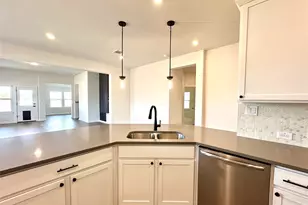 336 Chaste Tree Dr, San Marcos, TX 78666 - Photo 16