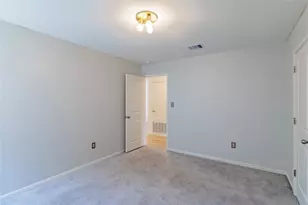 225 Wonderful Life Way, Jarrell, TX 76537 - Photo 22