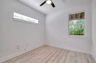 5211 Rob-Scott St, Austin, TX 78721 - Photo 18