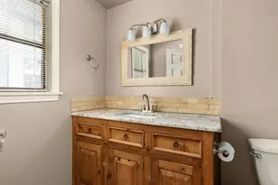 807 W 25th St, Austin, TX 78705 - Photo 14