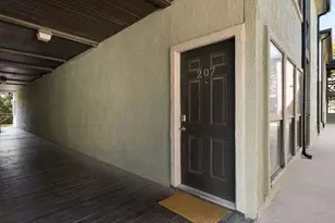 807 W 25th St, Austin, TX 78705 - Photo 20