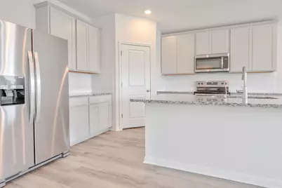 156 Sleep Hollow, Jarrell, TX 76537 - Photo 6