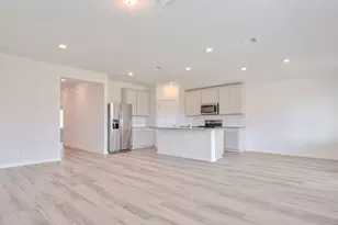 156 Sleep Holw, Jarrell, TX 76537 - Photo 4