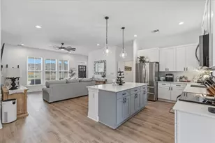 137 Kawainui Ln, Bastrop, TX 78602 - Photo 10