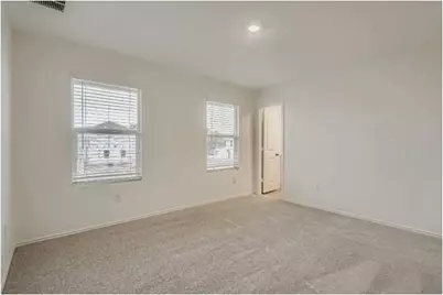 321 Keefer, Kyle, TX 78640 - Photo 6