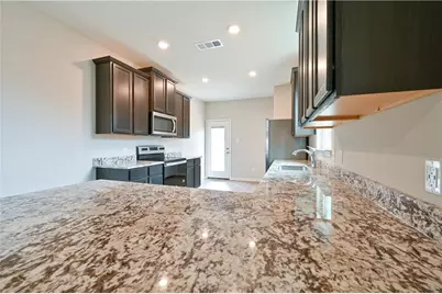 404 Freedom Park Avenue, Liberty Hill, TX 78642 - Photo 6