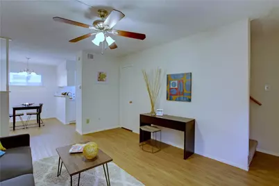 816 W North Loop Boulevard #107, Austin, TX 78756 - Photo 4