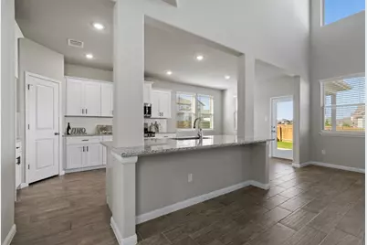 301 Greenway Drive, Georgetown, TX 78628 - Photo 10