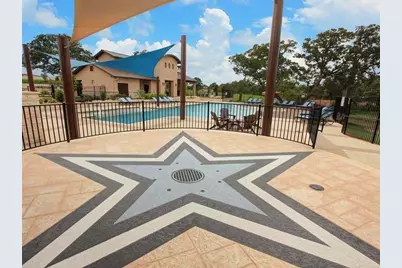 301 Greenway Drive, Georgetown, TX 78628 - Photo 36