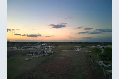 310 Rancho Linda Drive, Lockhart, TX 78644 - Photo 2