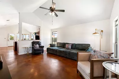 833 Thousand Oaks Trail, Liberty Hill, TX 78642 - Photo 6