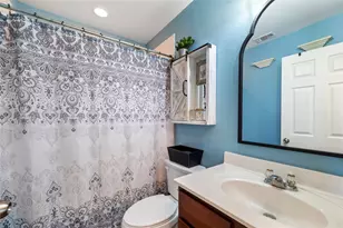 833 Thousand Oaks Trail, Liberty Hill, TX 78642 - Photo 16