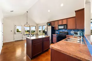 833 Thousand Oaks Trail, Liberty Hill, TX 78642 - Photo 8