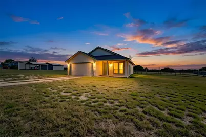 833 Thousand Oaks Trail, Liberty Hill, TX 78642 - Photo 22