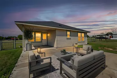 833 Thousand Oaks Trail, Liberty Hill, TX 78642 - Photo 2