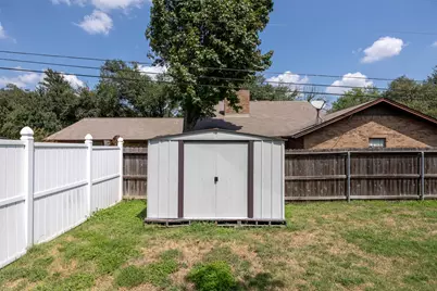 704 E 16th Street, Cameron, TX 76520 - Photo 26